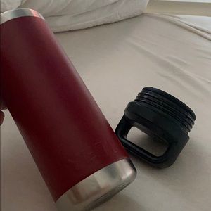 red yeti with black lid